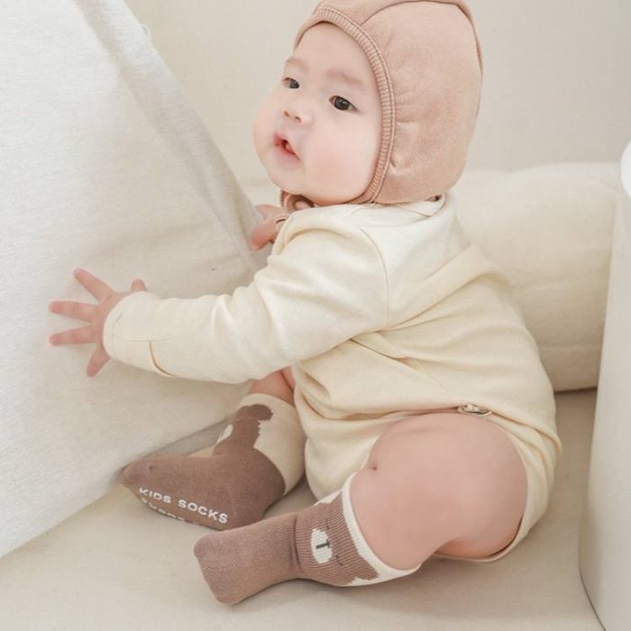 جوراب بچه گانه اسپرت طرح خرسی